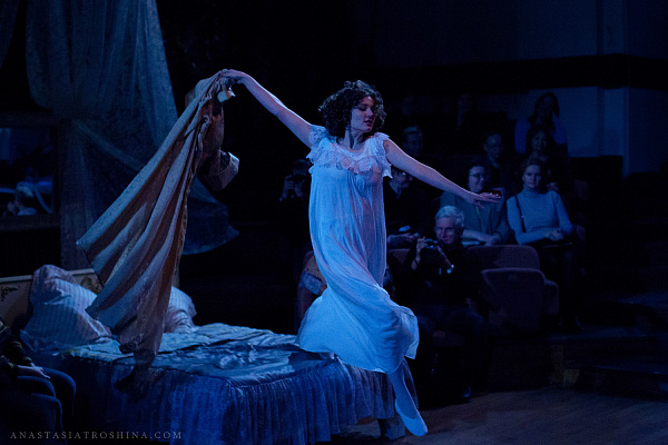 Teatrtogo.ru: Спектакль «Подсвечник», театр «Сфера»